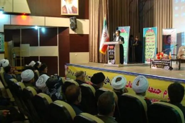 روحانیون سنگربانان حراست از ارزش‌های دینی جامعه هستند