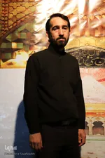 محمدمهدی چراغ‌پور 34 ساله است و ساکن اهواز. او بیش از 10 سال است که مؤسسه مردم نهاد «جوانان علمدار جنوب» را تأسیس کرده و در آنجا به انجام فعالیت‌های خداپسندانه می‌پردازد و در ماه محرم به برگزاری مراسم عزاداری مشغول است.
