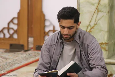 مراسم جزء خوانی قرآن کریم در حرم شاهچراغ(ع)