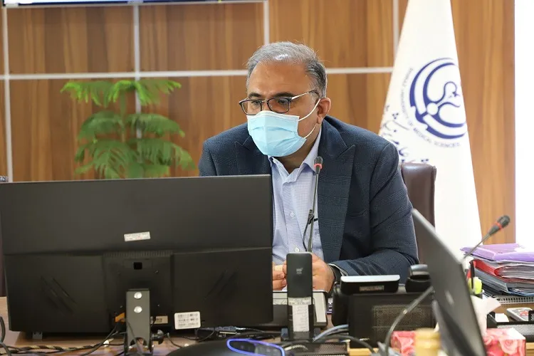 كرونا هر ساعت جان یك نفر را در فارس می‌گیرد
