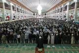 عکس | اقامه نماز جمعه تبریز