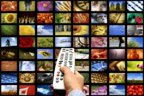 Keşmir'de İslami programların yasaklanması talebi