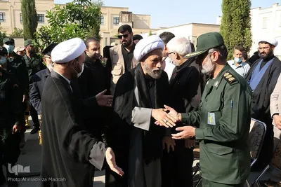اهتزاز پرچم حرم حضرت اباعبدالله الحسین(ع) در شیراز