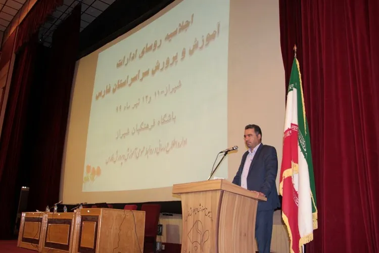 پیشرفت 90 درصدی فارس برای جمع‌آوری بخاری‌های نفتی مدارس
