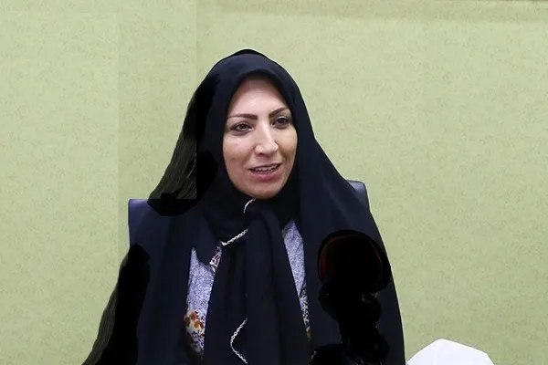 ادبیات پایداری و انقلاب هیئتی پیش رفته‌ است