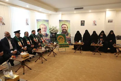 کاروان زیر سایه خورشید در منزل شهید لاریجانی