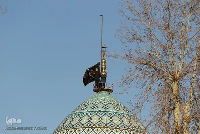 آیین تعویض پرچم گنبد آستان مقدس احمدی و محمدی شاهچراغ(ع)‎‎
