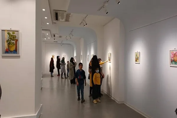 نمایشگاه نقاشی «فصل رنگی» سنندج گشایش یافت
