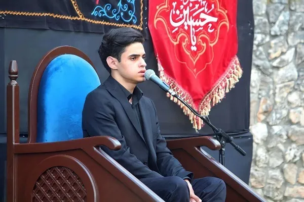 الإفراط في التنغيم قد يصرف الأنظار والأذهان عن التفكر