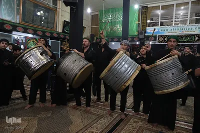 عزاداری سنتی «مشق شمشیر» نجفی‌های مقیم قم