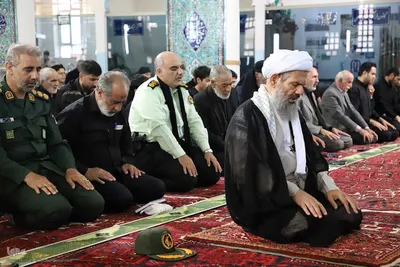 اقامه نماز ظهر عاشورا در اهر
