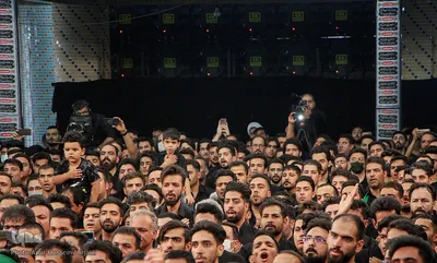 حسینیه ایران؛ تاسوعای حسینی در مسجد حظیره یزد