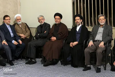 دیدار جمعی از استادان، نخبگان و پژوهشگران دانشگاه‌ها با رهبر انقلاب