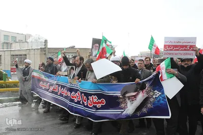 خروش انقلابی امت حزب‌الله اراک در محکومیت جنایات فتنه‌گران
