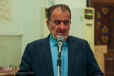 تجمع جامعه قرآنی شیراز در محکومیت توهین دولت سوئد به ساحت کلام وحی