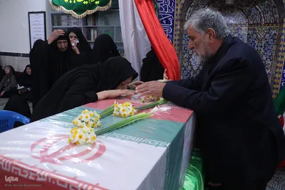 وداع اهالی مسجد الزهراء(س) شیراز با طلبه شهید امنیت