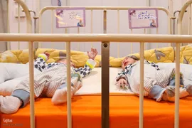 شوق زندگی در شیرخوارگاه حضرت آمنه(س)