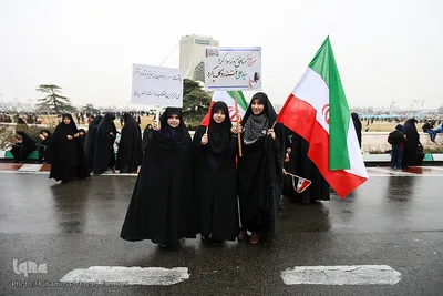 پایه کار انقلاب اسلامی ایران هستیم