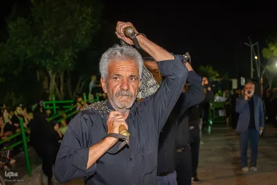 عزاداری شب هشتم محرم در گلستان شهدای اصفهان
