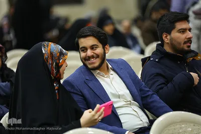 ویژه‌برنامه تحویل سال نو در گلستان شهدای اصفهان