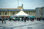 خادمی رزمندگان لشکر‌۱۴ امام حسین(ع) اصفهان در چایخانه حضرت رضا(ع)