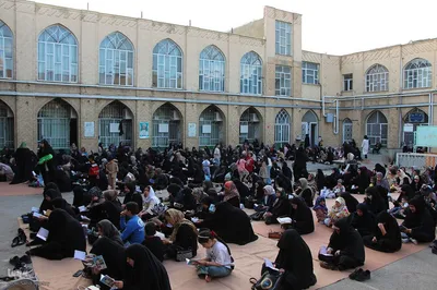 مراسم معنوی دعای عرفه در ملایر