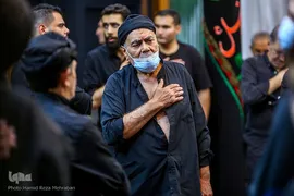 آیین طشت‌گذاری در مسجد اردبیلی‌های تهران