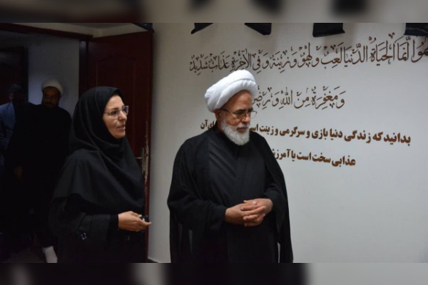 حجت‌الاسلام حبیب‌الله غفوری نماینده ولی فقیه در استان و امام جمعه کرمانشاه