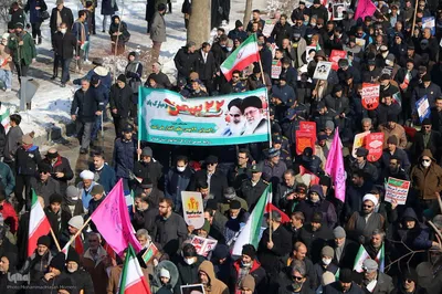 حضور باشکوه مردم همدان در راهپیمایی یوم الله ۲۲ بهمن‎