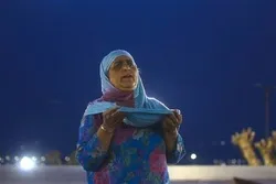 رمضان المبارک کے آخری ایام اور انڈین مسلمان خواتین کی شب بیداری+ تصاویر