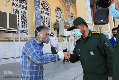 اقامه نماز عید فطر در امامزاده جعفر(ع) یزد