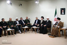 دیدار دست‌اندرکاران کنگره ۲۰۰۰ شهید استان بوشهر با رهبر انقلاب