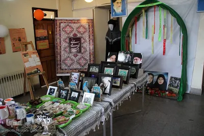 نمایشگاه «جواهرانه» با موضوع حجاب و عفاف در اهر