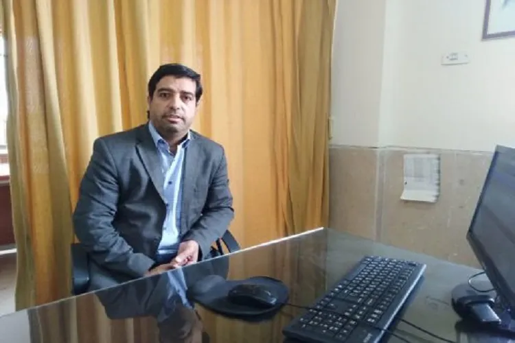 پرداخت ۱۸۰ تا ۶۰۰ هزار تومان به مددجویان کمیته امداد رفسنجان
