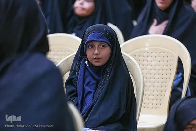 اجتماع دختران دهه هشتادی در گذر فرهنگی چهارباغ‎