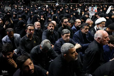 آخرین دیدار خانواده‌های معظم شهدا با رهبر شهید انقلاب