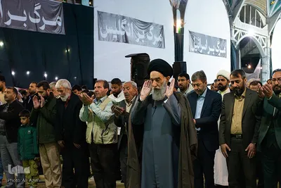 اقامه نماز عید فطر در مصلای اصفهان