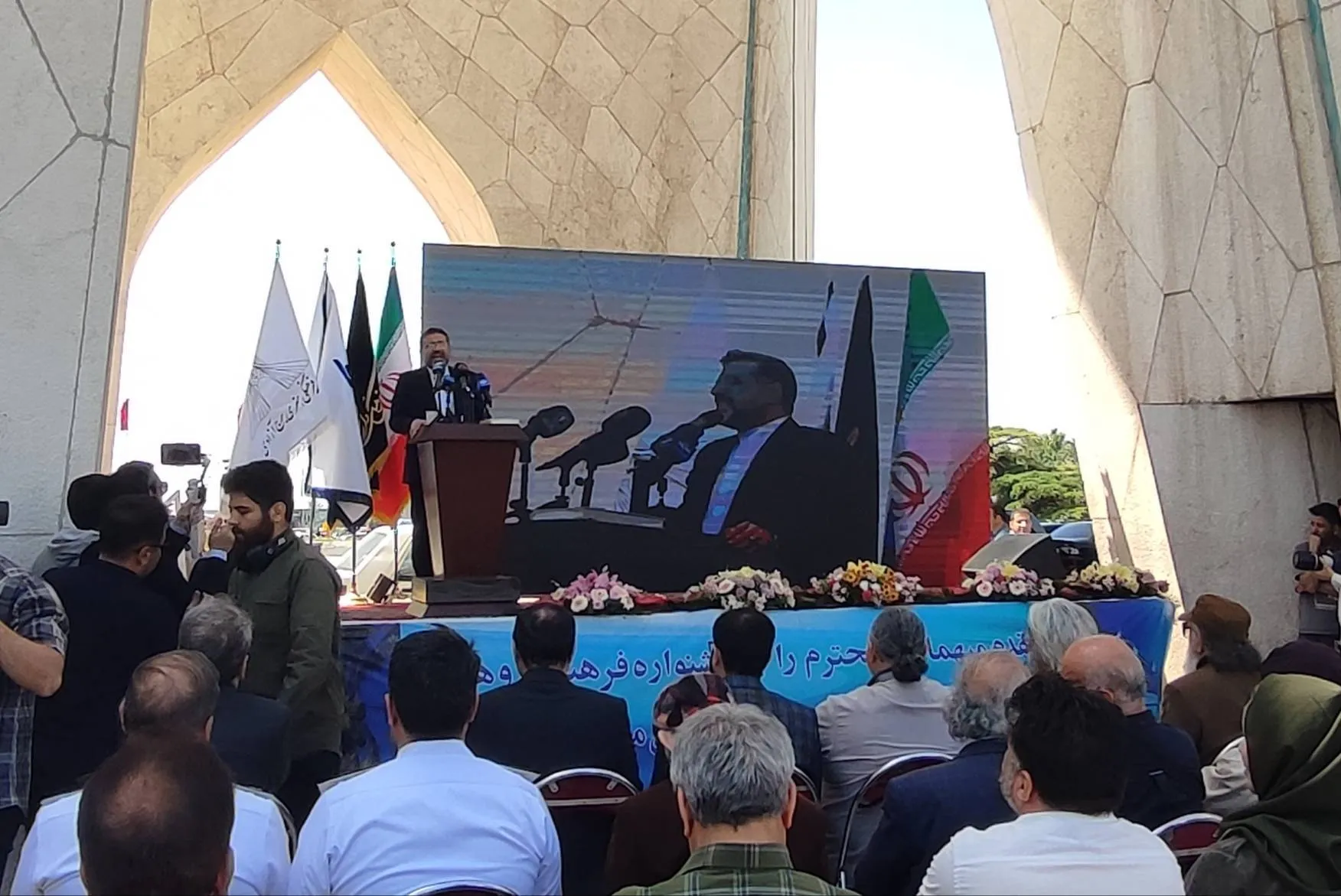 «خلیج‌فارس» استوانه‌ هویتی جامعه ایرانی است + فیلم