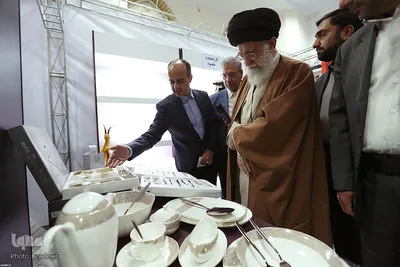 بازدید رهبر انقلاب از نمایشگاه کالای ایرانی