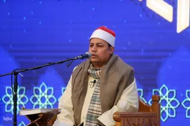 محفل انس با قرآن کریم با حضور قاری مصری احمد شحات