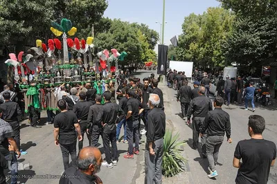 دسته عزاداری روز عاشورا در همدان‎