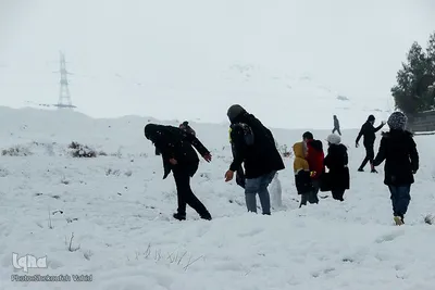 برف بازی به وقت اصفهان