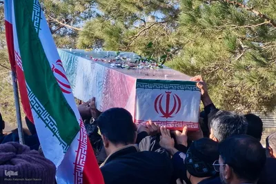 تشییع پیکر شهید گمنام دفاع مقدس در انارک