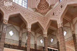 Fasahar gine-ginen Musulunci a Masallacin Shabestan na Putra, Malaysia