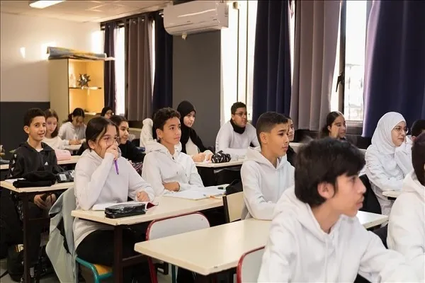 La France vise ses établissements scolaires musulmans