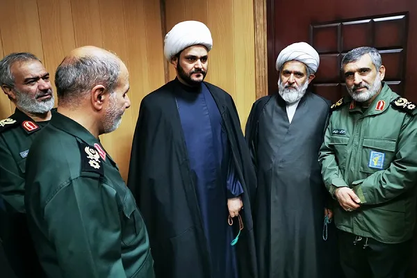 دیدار دبیرکل نجباء با فرماندهان عالی‌رتبه ایران