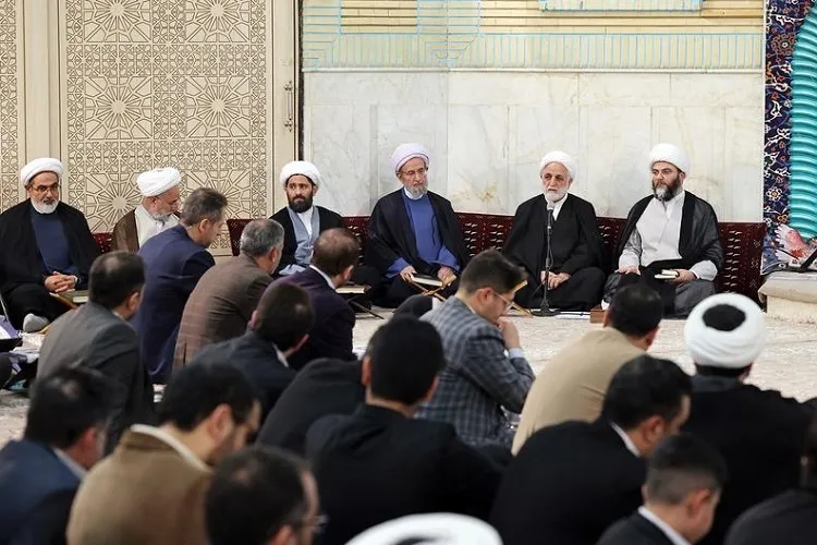 جامعه امروز به آموزه‌های اخلاقی قرآن در حوزه‌های مختلف بسیار نیازمند است
  