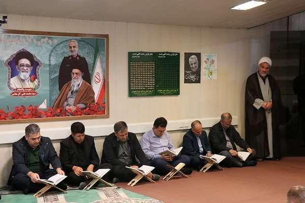 جلسه تفسیر قرآن ویژه مدیران اجرایی آذربایجان‌شرقی