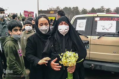آئین استقبال از پیکر مطهر ۹ شهید دفاع مقدس در شیراز‎‎