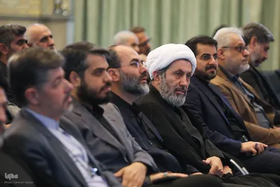 آیین پایانی و مراسم اهدای جوایز نخستین دوره جایزه جهانی شعر امام شهید(ره) 